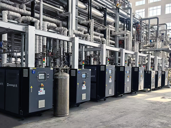 高溫導(dǎo)熱油模溫機(jī)